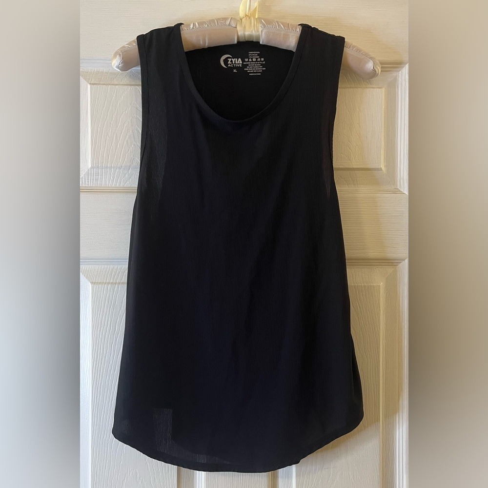 ZYIA Black Athletic Tank XL